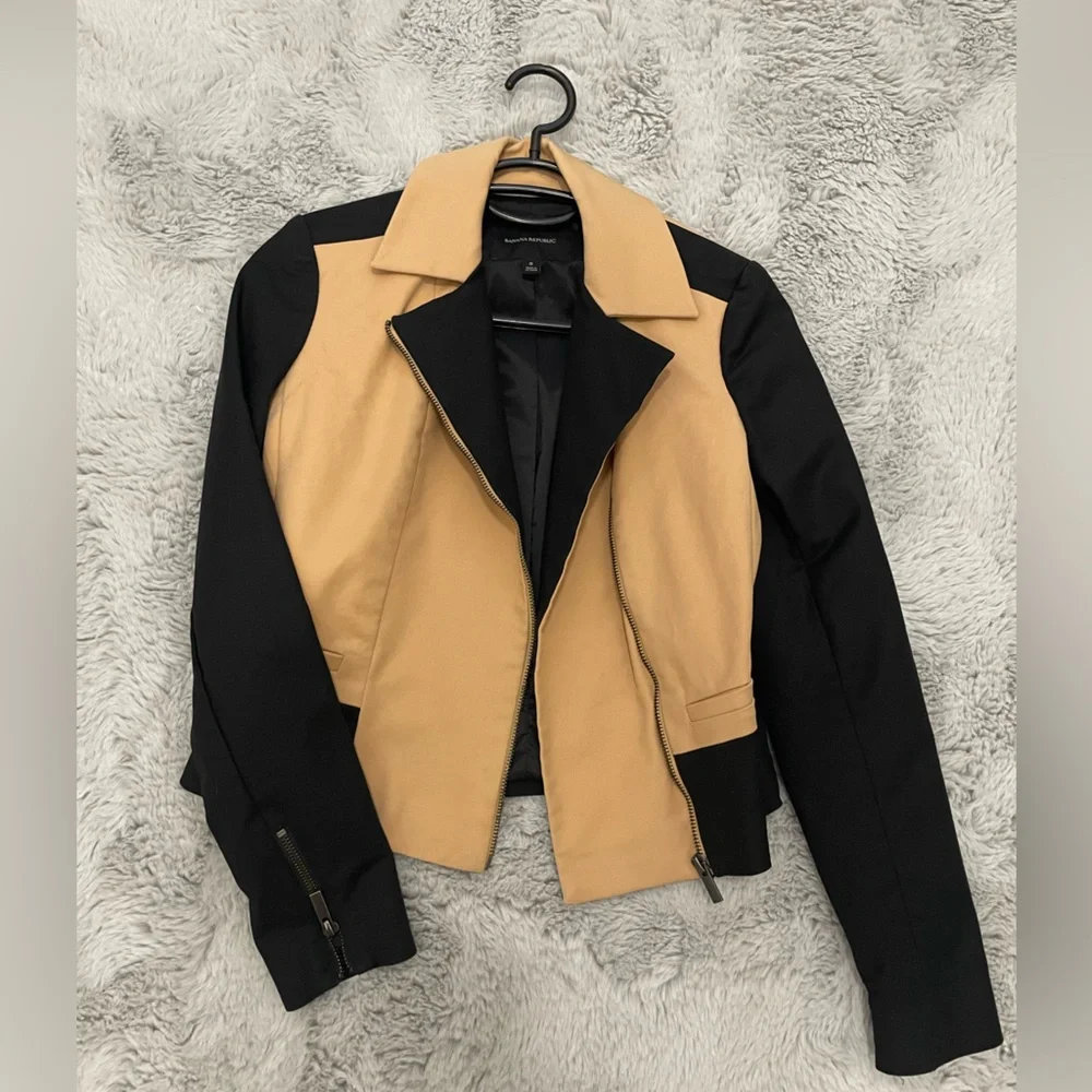 Banana Republic Jacket - Picture 2 of 5